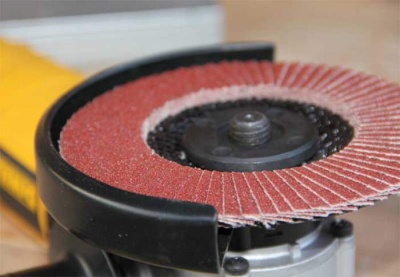 Круг лепестковый торцевой Ø180 P-60 Круг лепестковый торцевой Ø180 P-60